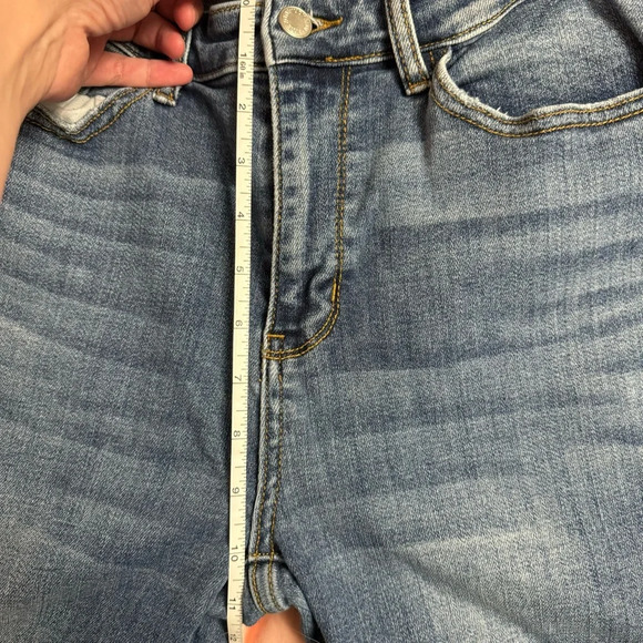 Judy Blue Midrise Distressed Bootcut Jeans - Size 15 - Picture 9 of 14
